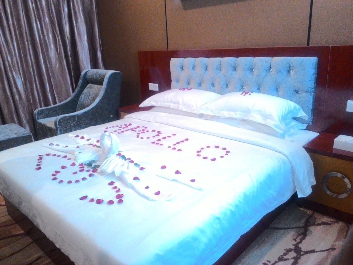 Apollo Hotel Γιανγκόν Εξωτερικό φωτογραφία